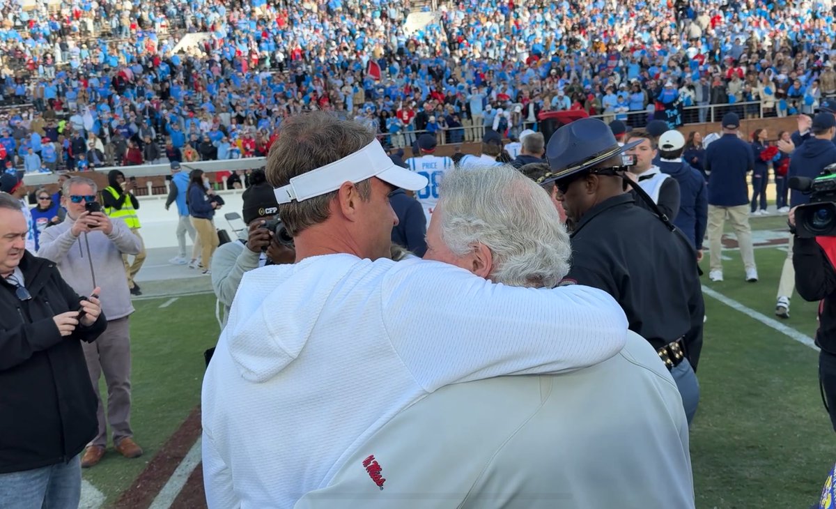 Ross Dellenger tweet media