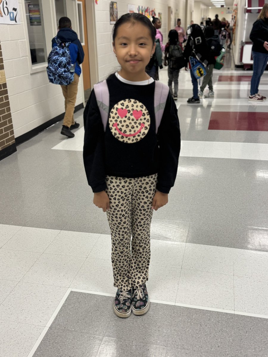 PGE_HCS's tweet image. Late Post: HCS College &amp;amp; Career Readiness Week — Day Four: Wild About College 🐆🐆🐆🐆 Our staff and students rocked their animal print to show they&apos;re ready to chase their dreams! #ThePGEway