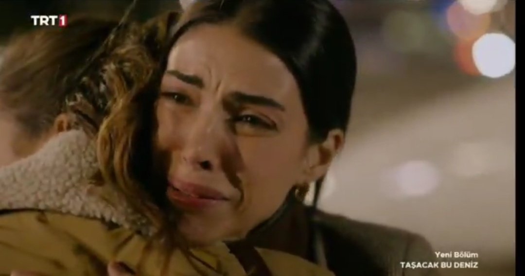 canimmbenimmm's tweet photo. "keşke sen benim annem olsaydın"
"sonsuza kadar babamsın*

yemin ederim akacak gözyaşı kalmadı bu nasıl sahne mahvettiniz bizi 😭😭

#taşacakbudeniz https://t.co/oKrzVxmwEq