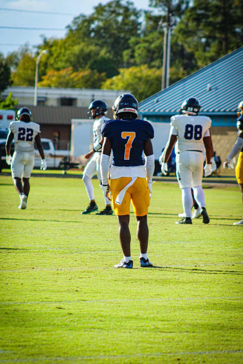 Antonio Hardge tweet media