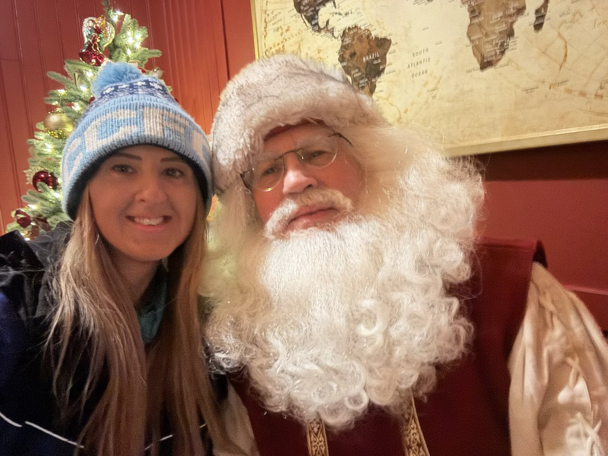 SkyBlueCrampy's tweet image. Lapland (a) Day 3… Santa knew of the Cov.. asked him for the League Title…  🩵☃️🦌🎄 #lapland #PUSB