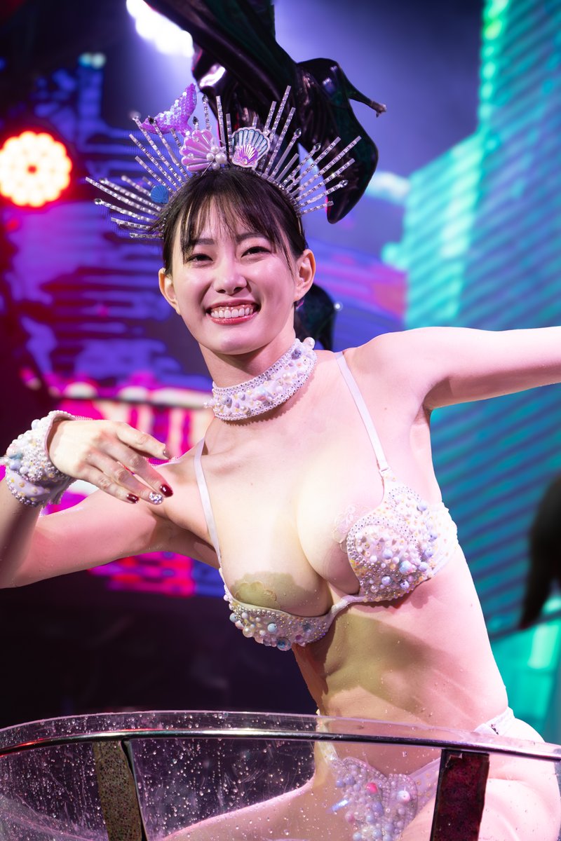 Chris_Tofoo's tweet photo. 美谷朱音さん、本当に天使みたいでした。
優しさも笑顔も素敵すぎる。

11/25/25 - 美谷朱音デビュー
@akari_mitani17

#美谷朱音 
#63angel 
#63angel美谷朱音 https://t.co/ildnR1Y2KG