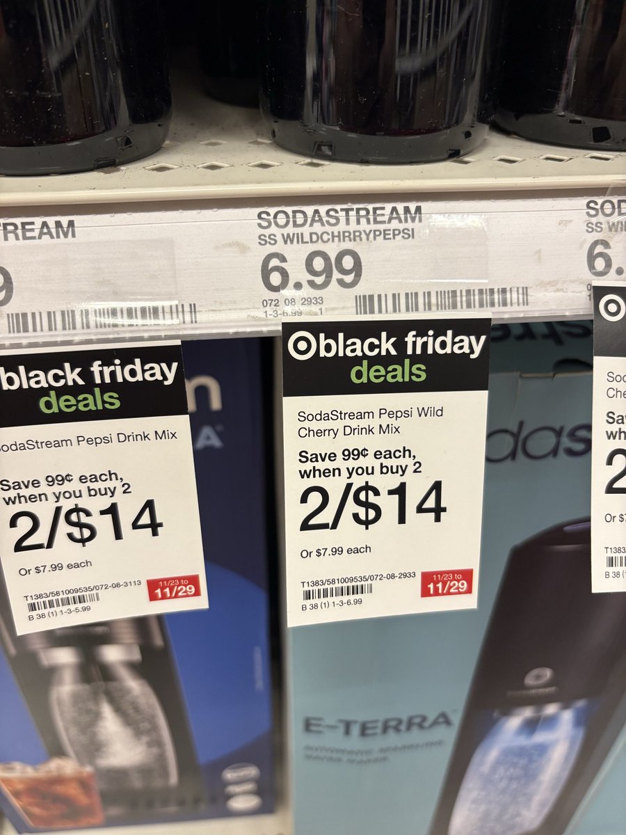 EdjeSwift's tweet photo. Black Friday deals in 2025 at their best. https://t.co/H2IYkBDM24