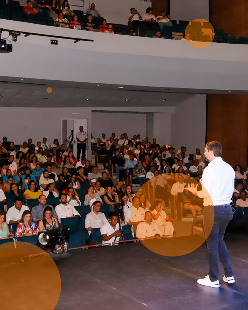 🚀 En Punto Estratégico estuvimos como aliado clave en el lanzamiento del ODECS, el Observatorio de Estudios Económicos de Santa Marta. 📊✨