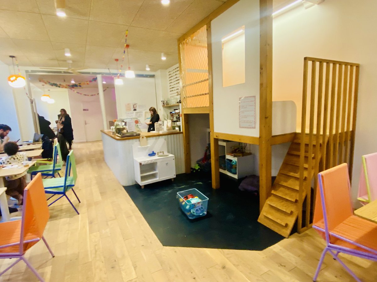 Tribu à l’angle de la rue du Delta et du Faubourg Poissonnière : un lieu de détente et d’activités à découvrir en famille ou pour un anniversaire🥳 <a href="/dburkli/">Delphine Bürkli</a> <a href="/VirginieMERGOIL/">Virginie MERGOIL</a>