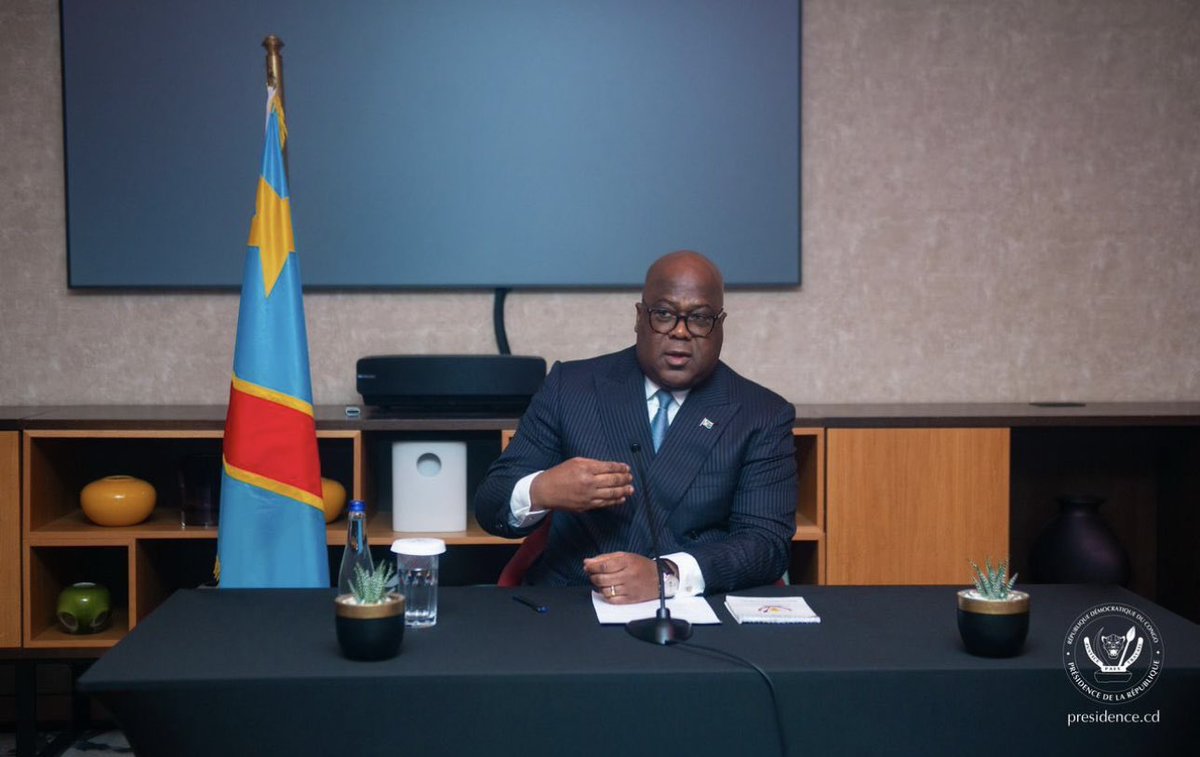 JovahnieT's tweet image. #RDC Monsieur le président @fatshi13 les  Congolais vous soutiennent dans tout effort visant vers la paix 🇨🇩
