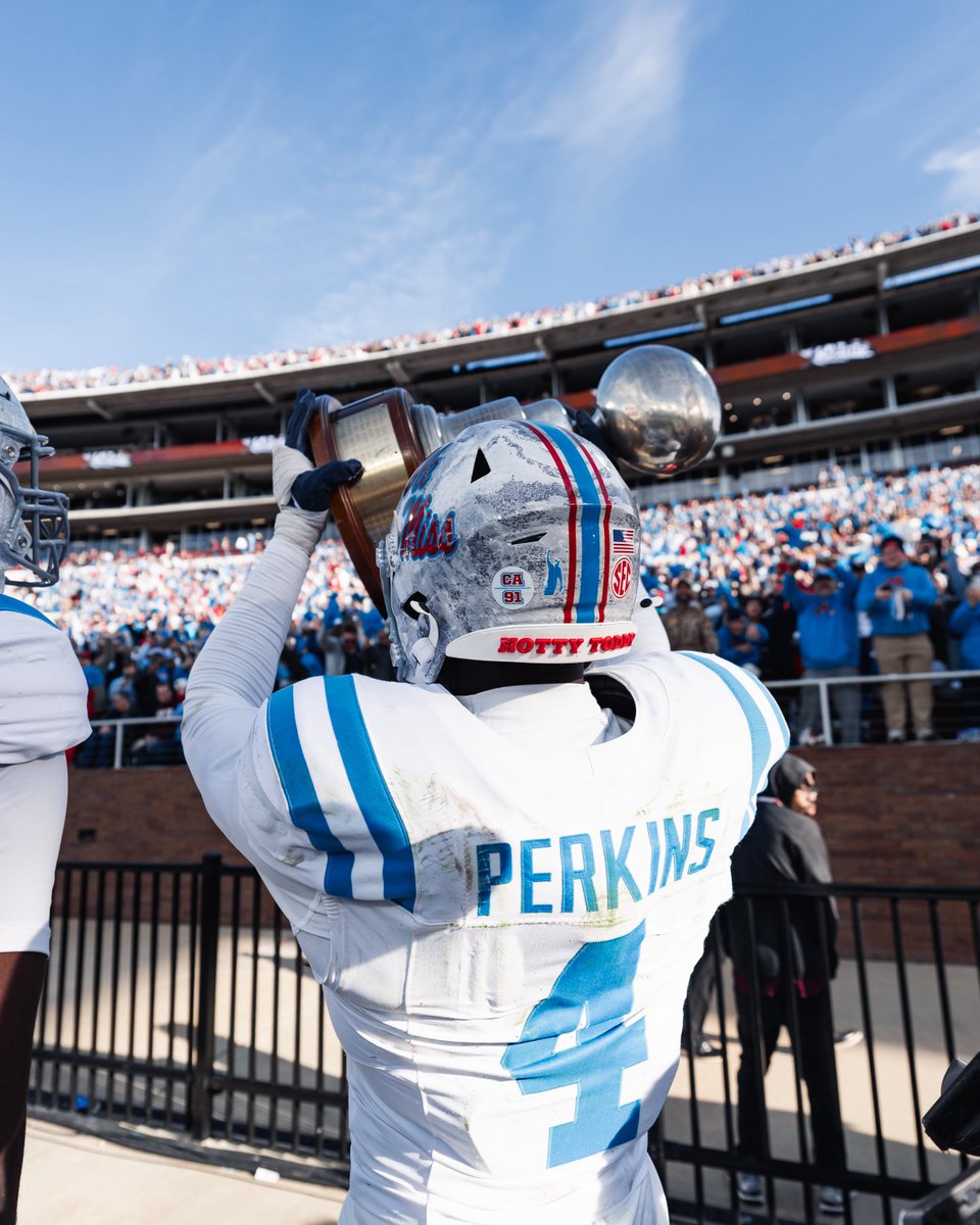OleMissFB's tweet image. Staying home (for the third straight year) 🏆
