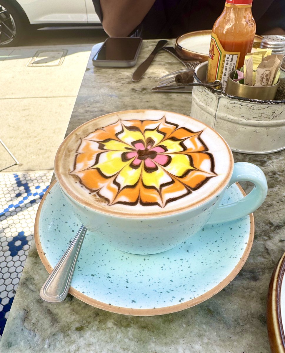 eva edxn tweet media