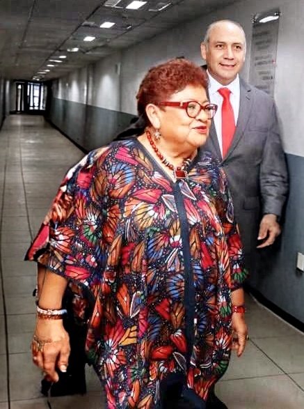 #DeAquíSoy Muy asertiva la designación de la Maestra Ernestina Godoy al frente de la FGR. facebook.com/share/p/1BqirX…