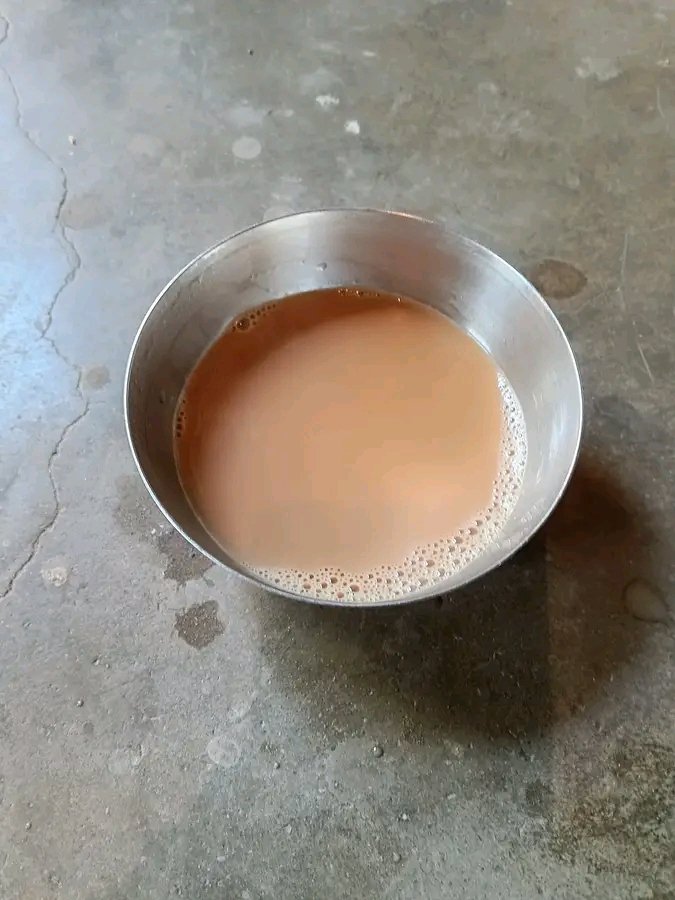 सुबह की पहली चाय मित्रो के लिए