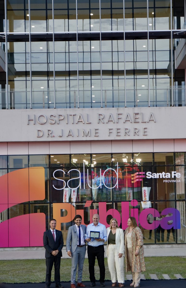 omarperotti's tweet image. Una obra terminada.
Una obra que es un orgullo para la provincia de Santa Fe.

Nos tocó darle un impulso muy fuerte durante nuestra gestión, hacer algunas readecuaciones al proyecto original en plena pandemia, acelerar todo para traer pediatría, guardia e internación, y luego…