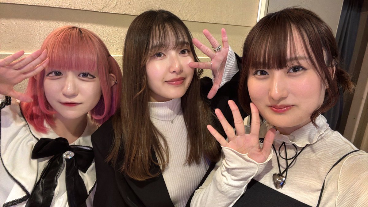 『PLANT Brillant Cuts』無事終了いたしました！ありがとうございました🎶

本日の様子は後日、私達のSNSとPLANT YouTubeチャンネルに載せていただく予定なのでそちらもチェックお忘れなく📝

年内のライブは未解禁ですが、12/29のみとなります！
続報をお待ちください💁‍♀️
