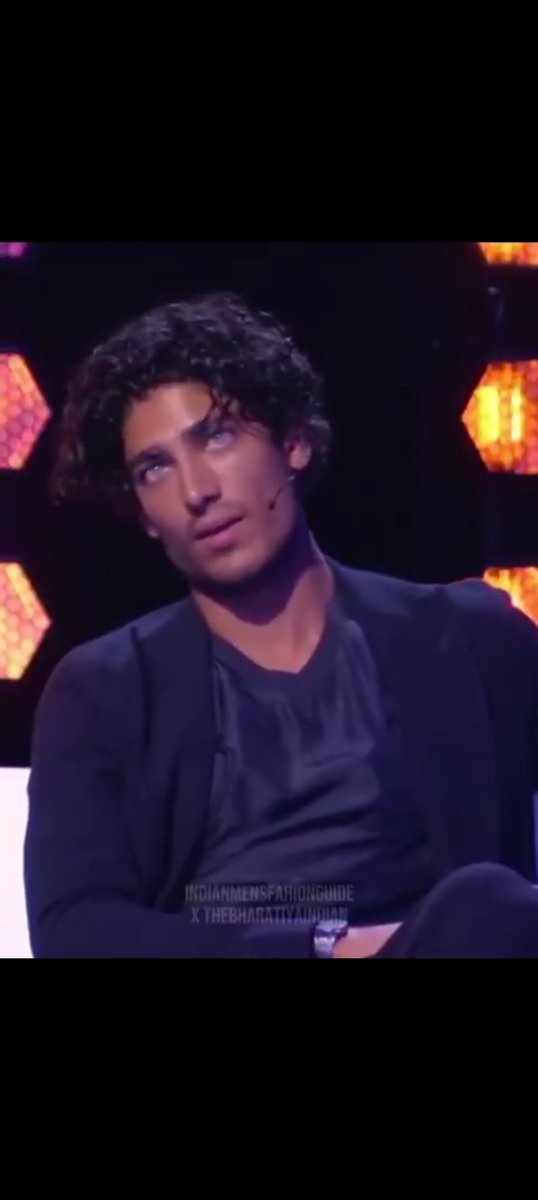 DoseMarz's tweet photo. @IndianAesthetik He's so beautiful https://t.co/DEmdAeZTjb
