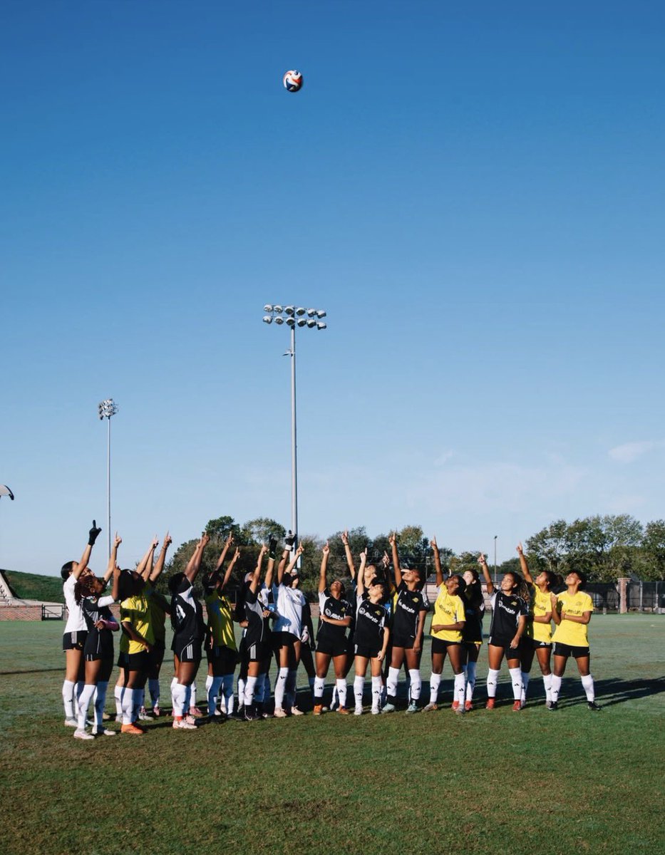 Kendall_Dub09's tweet photo. Had an amazing time at the Allstate Next Wave Showcase! It was great competing, learning, &amp; connecting with so many talented players. Thank you @blackstarUS_ &amp; @BWP_Collective for selecting me &amp; thank you to the NWSL, USYNT &amp; College Scouts who came out to watch! https://t.co/Ds9lt9jHJp