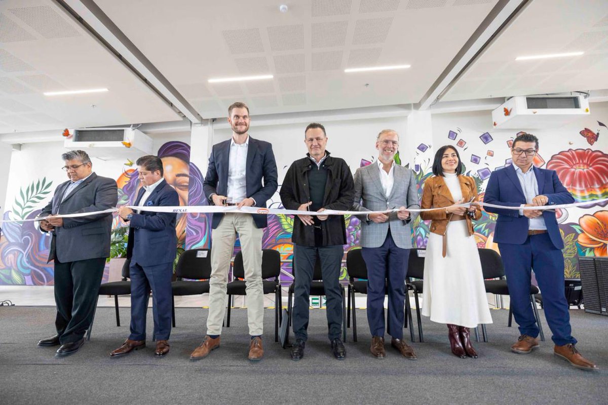 🏭Inauguran ampliación de la planta D´Gari y Rexal en Querétaro 🚀

El gobernador, Mauricio Kuri subrayó que a pesar de los focos rojos que hay en el país, en Querétaro se continúa trabajando para atraer más inversiones. 🛑✨

Más detalles aquí 👉wp.me/p8iMZT-10r9