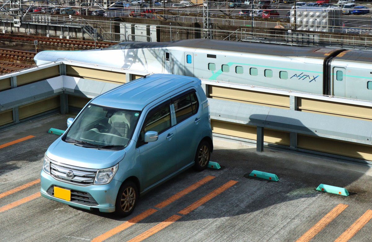 sado_kouta's tweet image. あ…ありのまま、今 起こった事を話すぜ！

俺は今、愛車と東北新幹線を一緒に撮影しようとしていた。しかしそこに現れたのはなんとALFA-X(アルファエックス)だった！

頭がどうにかなりそうだった…