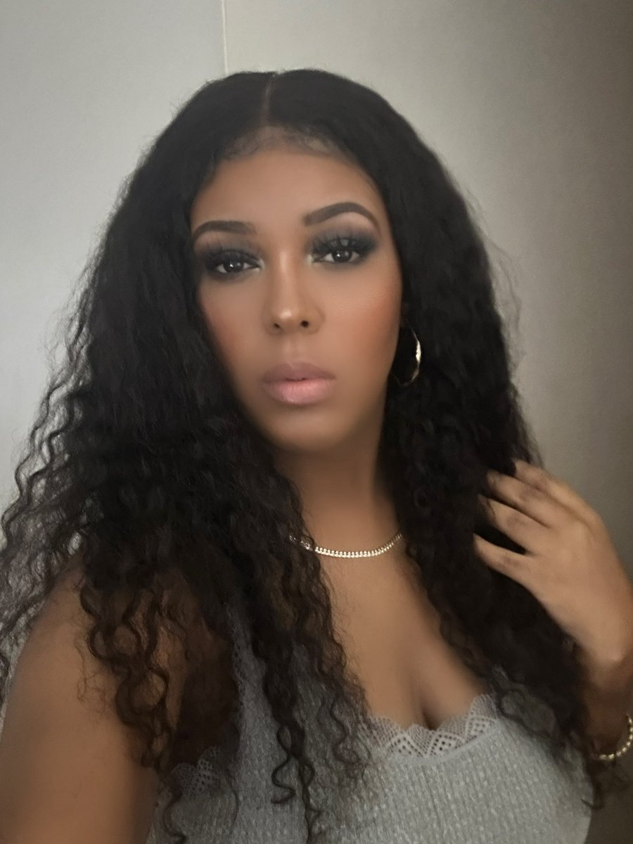 goddess4ever1's tweet image. Makeup tutorial for this Stunning Sapphire Smoke Eyeshadow Look is up on my YouTube channel.Make sure to check it out.Also don’t forget to subscribe,like, comment &amp;amp; share. youtu.be/QUpwxoMq464?si…

#glam #MakeupTutorial #fyp #eyes #eyeshadow #makeuplooks  #eyeshadow #smokeyeye