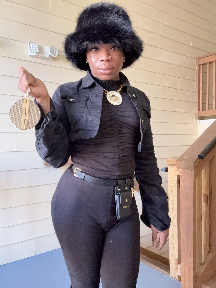 ItsReallyRoger's tweet image. No filter 👄