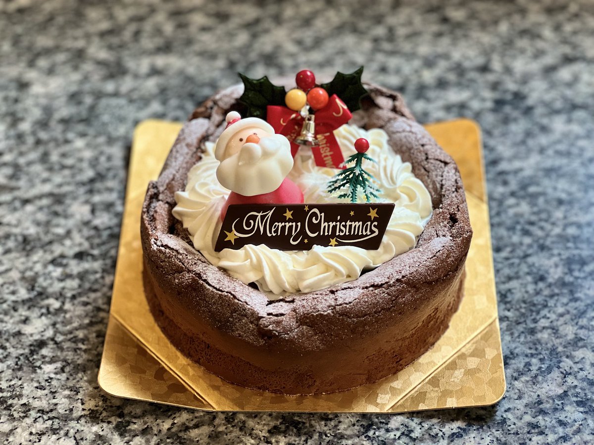 クリスマスケーキ】 クラシック 15cm 5700yen ヴァローナ社のカラクを