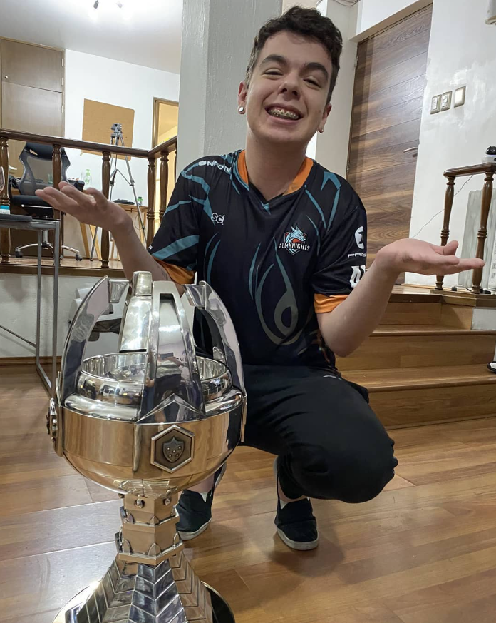 KRÜ Shyro tweet media