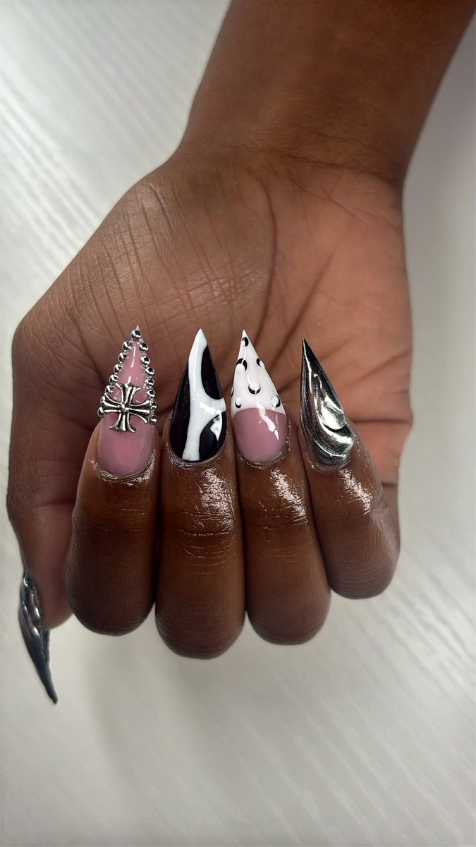 TaylaaxWayla's tweet image. Stop looking and start booking boop🤏🏼🤏🏼🫦