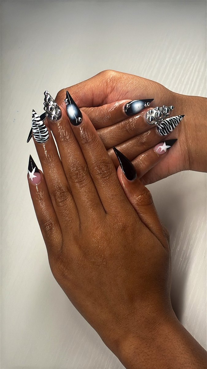 TaylaaxWayla's tweet image. Stop looking and start booking boop🤏🏼🤏🏼🫦