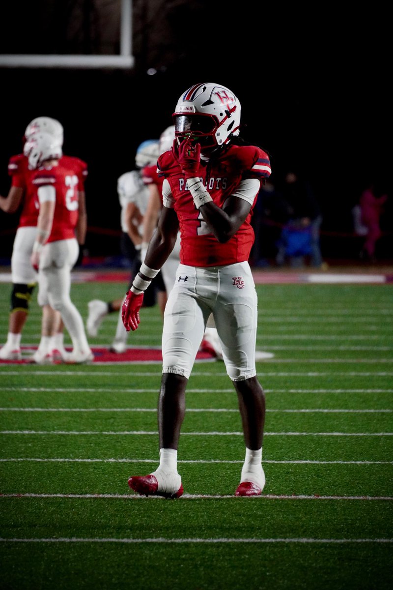 deonteward_1's tweet photo. Season ended sadly, But we back like we never left!!💪🏾💪🏾
@diezal_ward @DaniusWard1
-
-
#Consistency
#seniorseasonloading
#Hcfootball https://t.co/XfOkKDI0ru