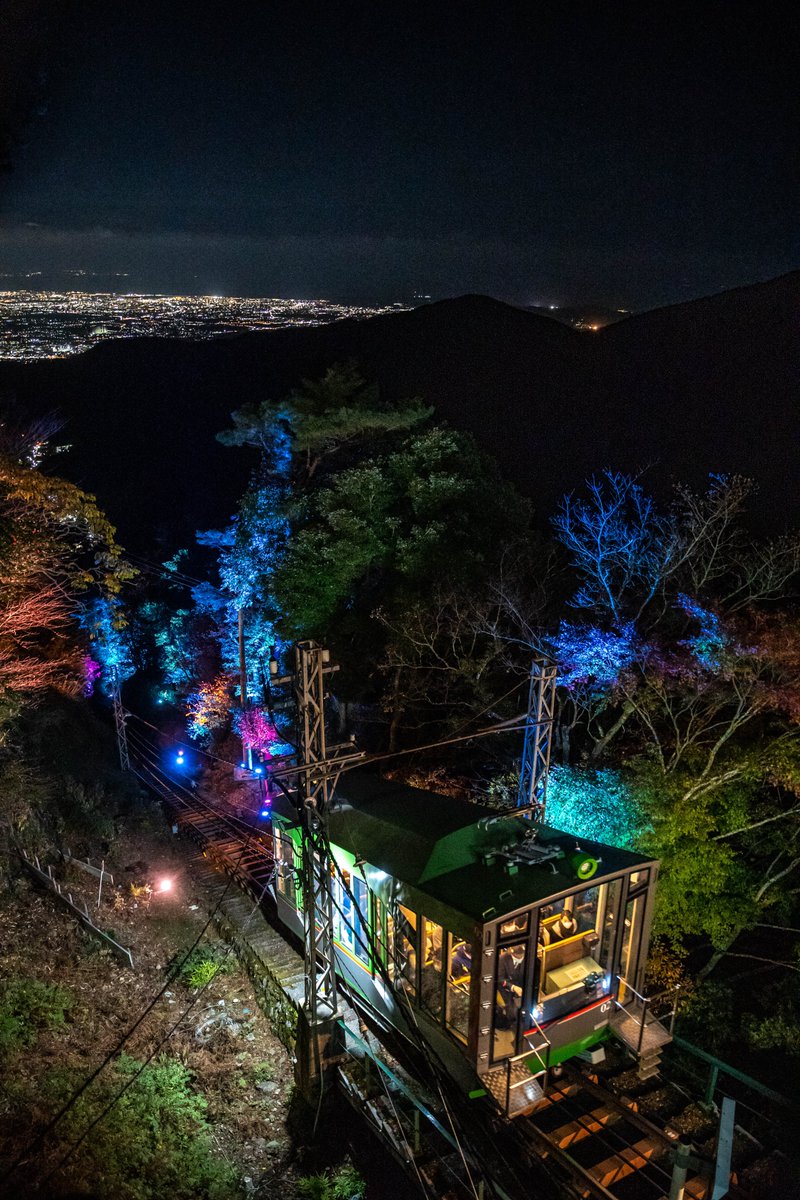 tfk6502's tweet image. 伊勢原 大山紅葉  2022/11

昼には 遠くに江ノ島が見えた