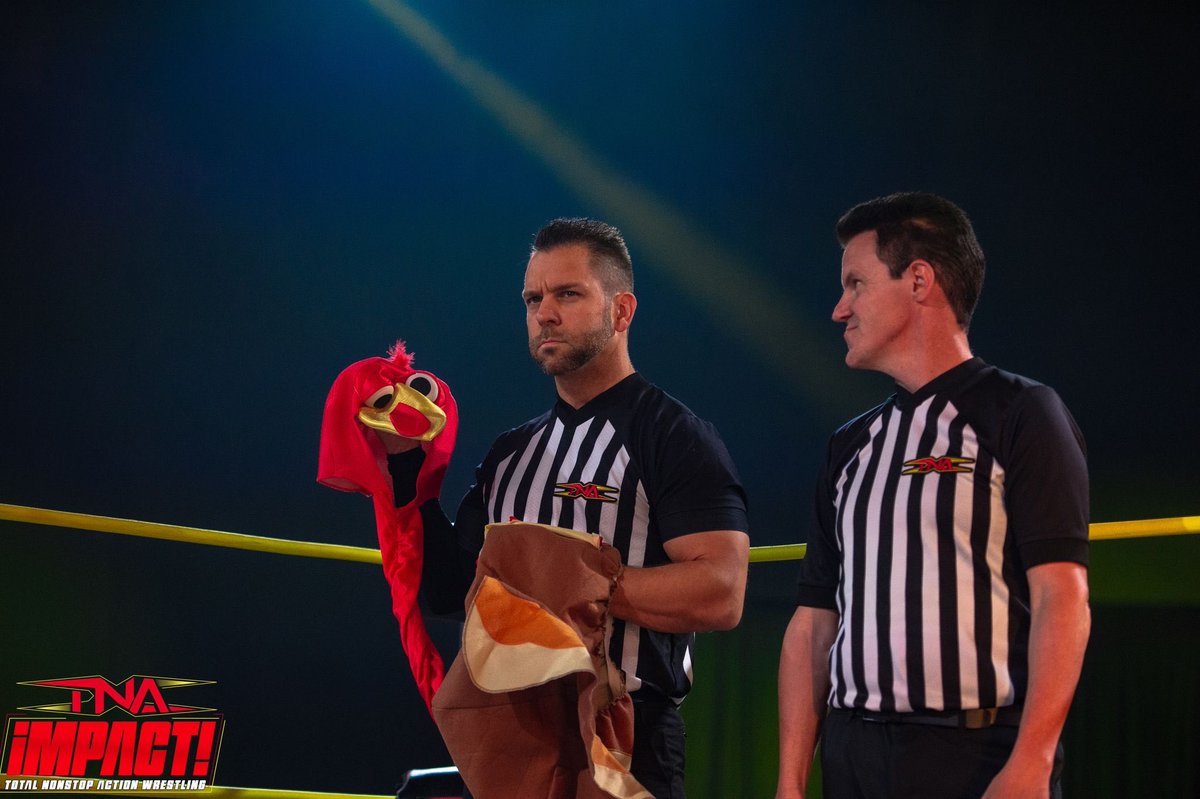 DanielSpencer's tweet image. A tradition unlike any other…the TNA Turkey Bowl Match #TNAiMPACT #Turkey #gobblegobble 

📸: @2ndgunny