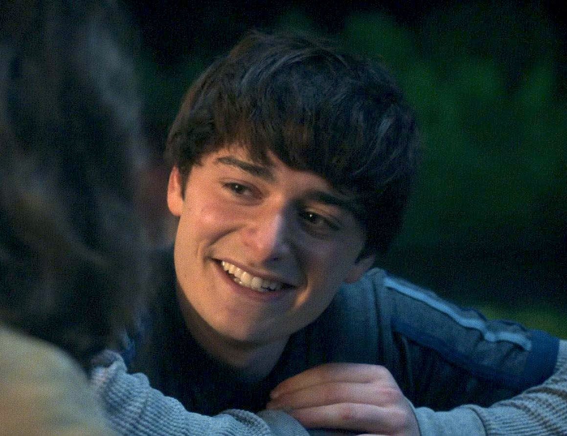 byersgate's tweet image. never thought the season we’d see will smile the most would be season 5 and this was only volume 1 😭😭