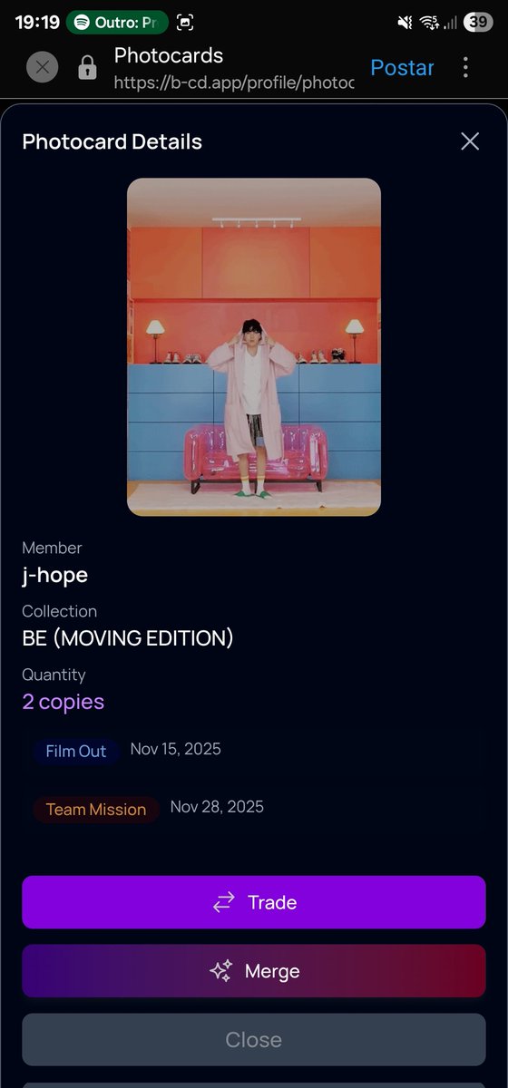 hotsdday's tweet image. você clica ali em merge e ele fica com essa borda holográfica e eles param de vir, você pode fazer isso com 2 ou 3 pc repetidos mas pelo o q eu entendi pode não funcionar e você perde os repetidos, se fizer com 4 repetidos é 100% de chance de conseguir