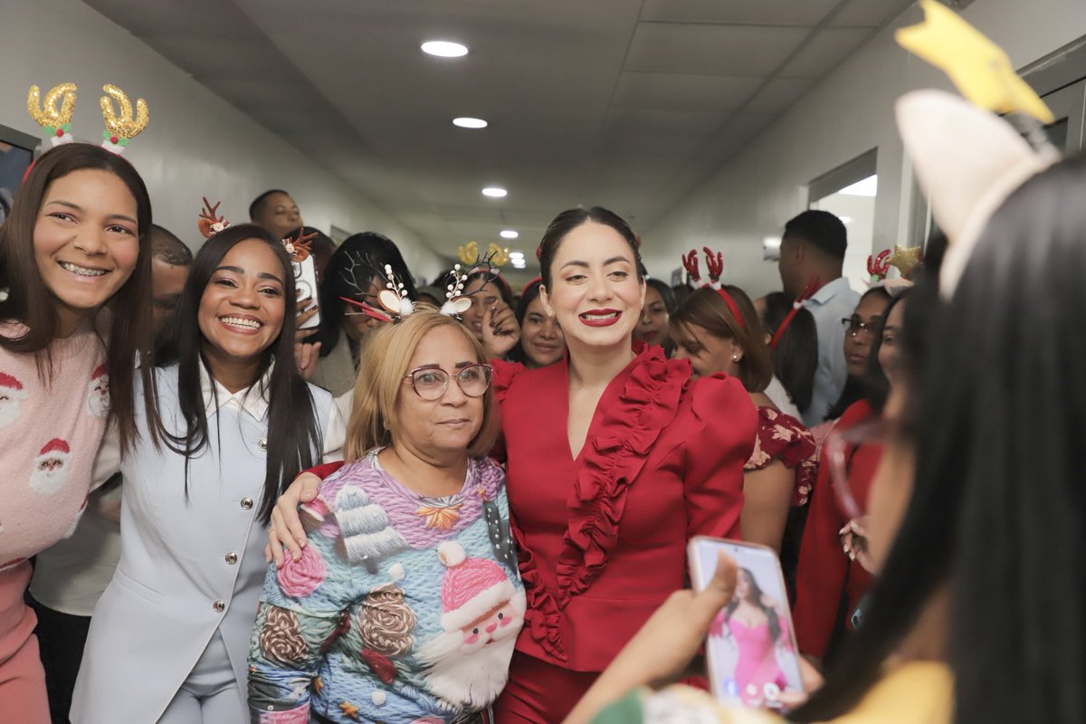 Llegó la época más linda del año, y en <a href="/SuperateRDO/">Supérate</a> nos tomamos muy en serio este inicio oficial de la Navidad 😄🎅
Deseamos que este diciembre nos encuentre llenos de armonía, entusiasmo y muchas ganas de compartir momentos especiales.