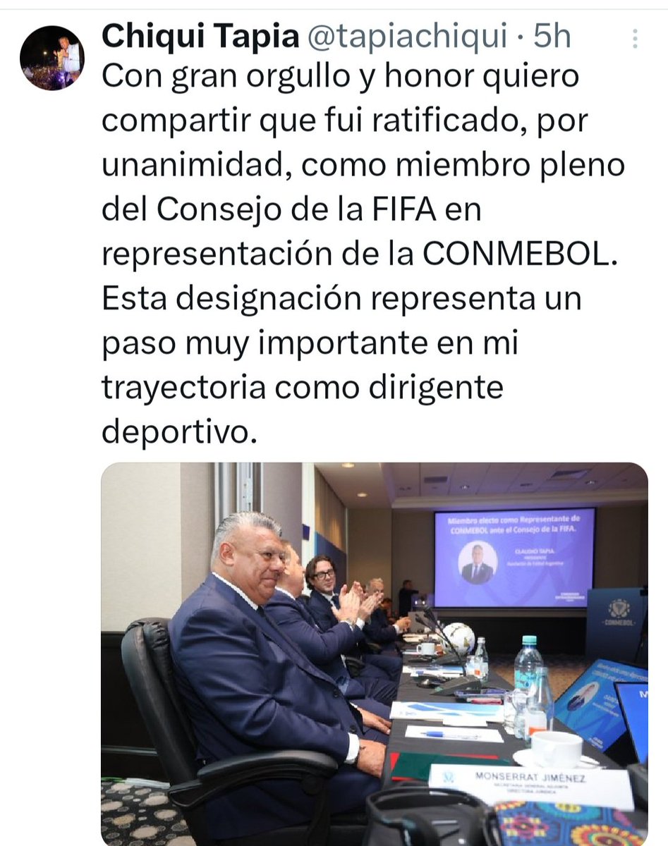 Estos dos personajes se dan el lujo por x con total impunidad su orgullo de casta.
Fotos de una sociedad enferma q no castiga y protege a las mafias.
Muy triste