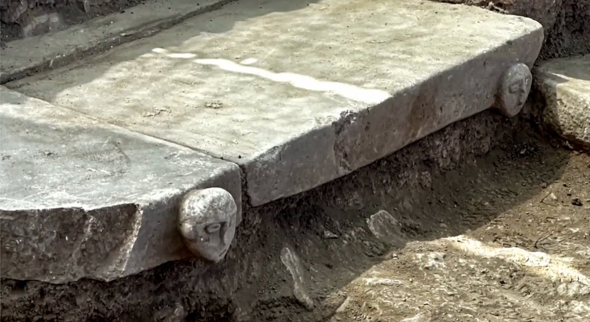 Megalithomania tweet media