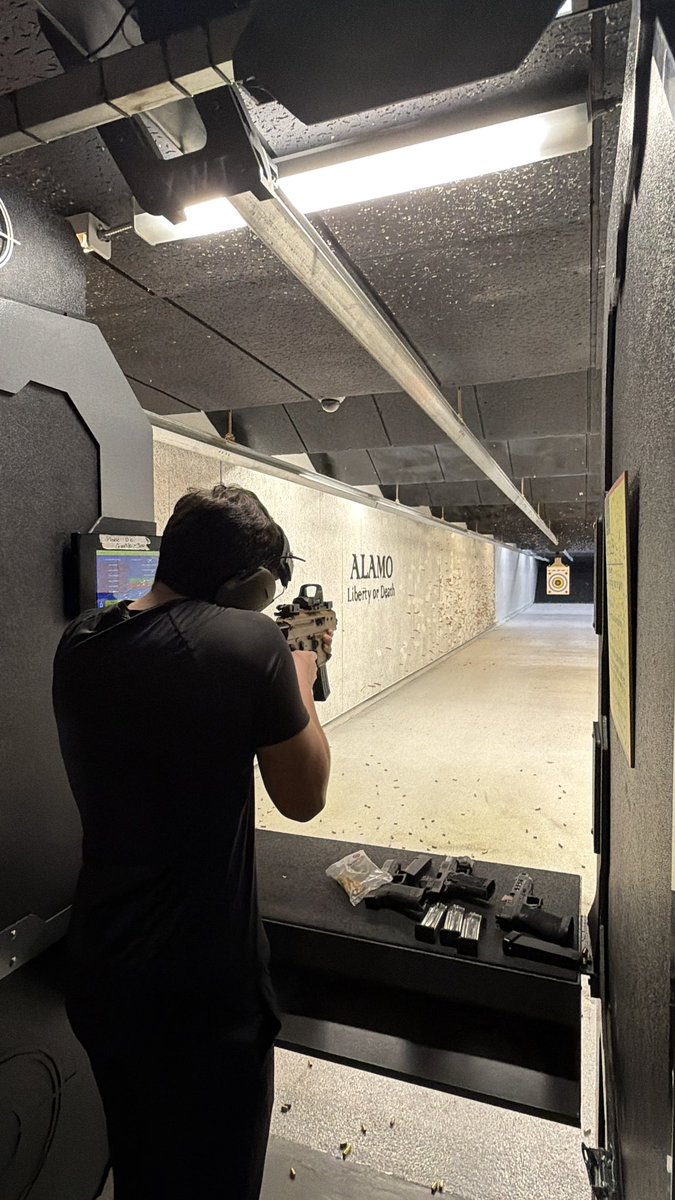 Adam Schummer tweet media