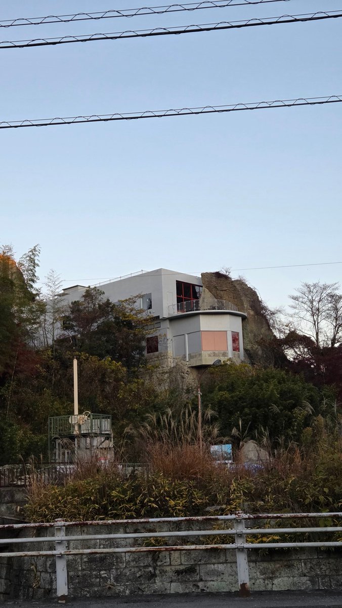 kimurafuck's tweet image. 大谷の廃墟なんかきれいになってんだけど