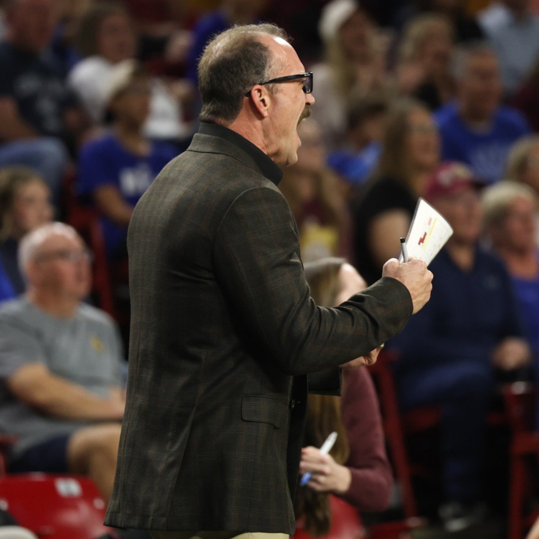 sportscronkite's tweet photo. ASU volleyball has won back-to-back Big 12 titles for the first time in program history. The team is 25-3 and 16-1 in Big 12 play.

The Sun Devils have eight Top 25 wins on the year, including one Top 5 win. @SunDevilVB is back in the NCAA Tournament for the second consecutive season under JJ Van Niel.

📸 @d_santo7