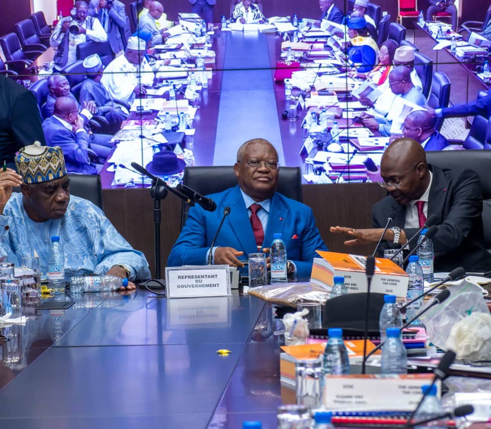 Joseph LÉ tweet media