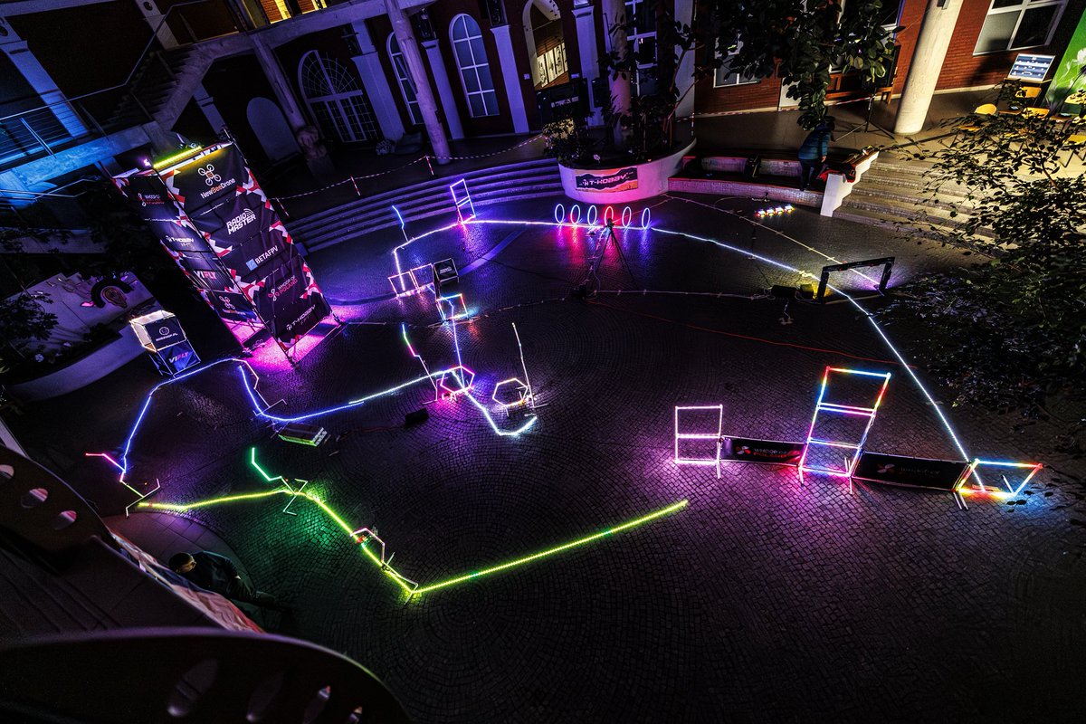 Maciej Kołek 📸 tweet media