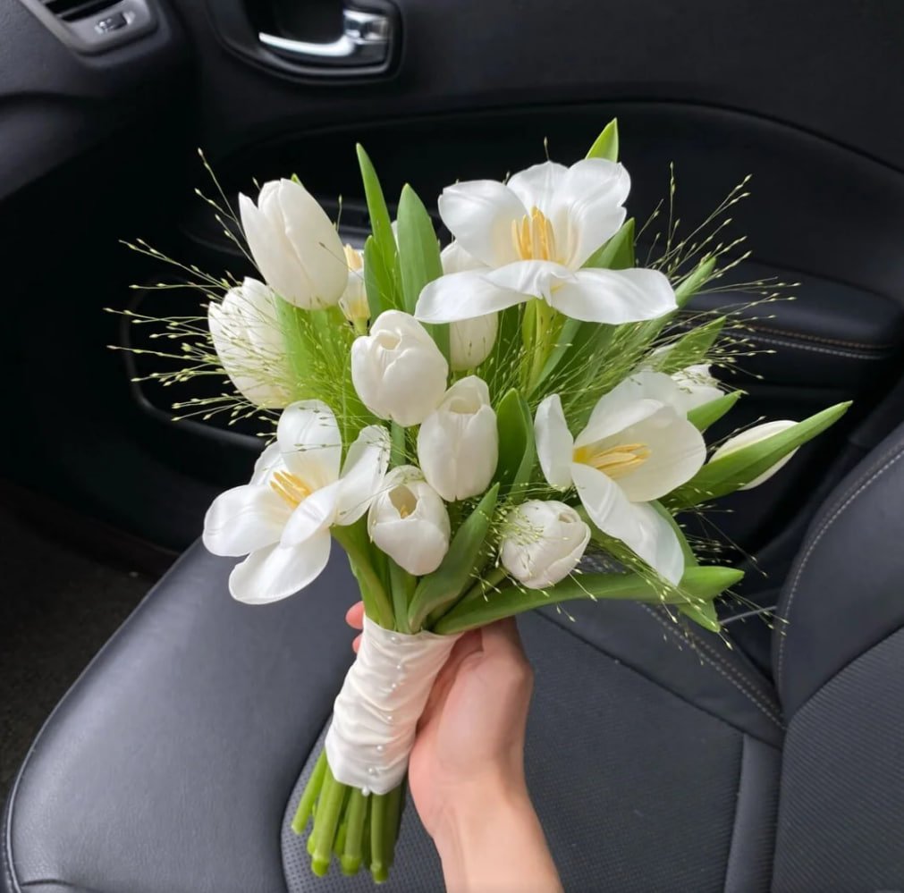 mhde20012's tweet image. Spreading a little peace and beauty today💐 #FloralVibes