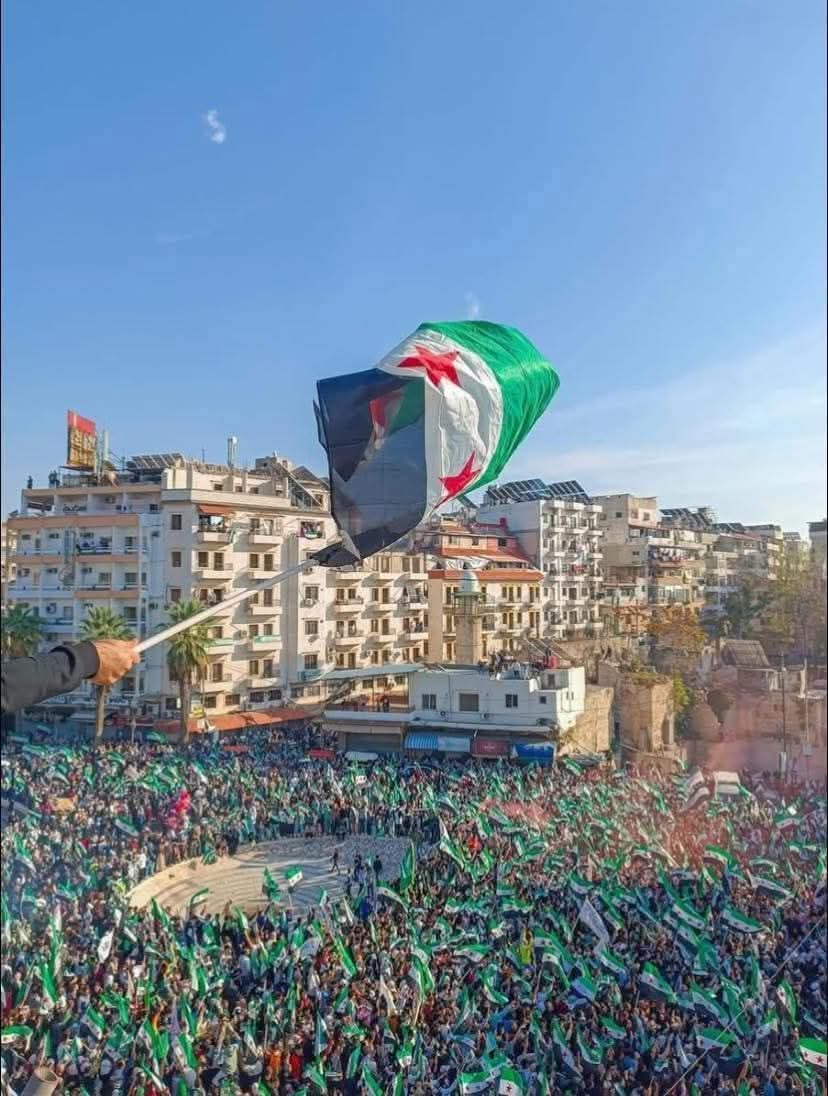 حتى أحرار الساحل يشهدوا بأنك راحل...صدق الشهيد الساروت حين قالها💚
#اللاذقية 
#ذكرى_ردع_العدوان 
#معركة_ردع_العدوان