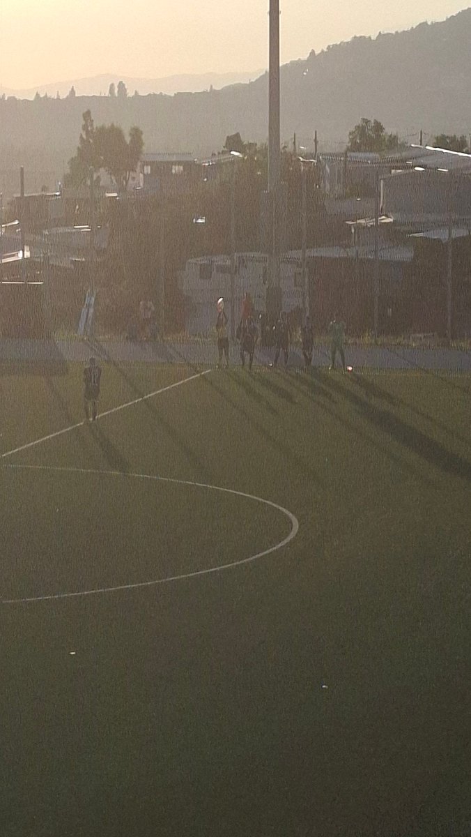 79' Salen: Santelices, Luarte, Arenas y Magaña. Entran: Chacón, Morales, Meneses y Escalona. Cuatro cambios en los Potros.