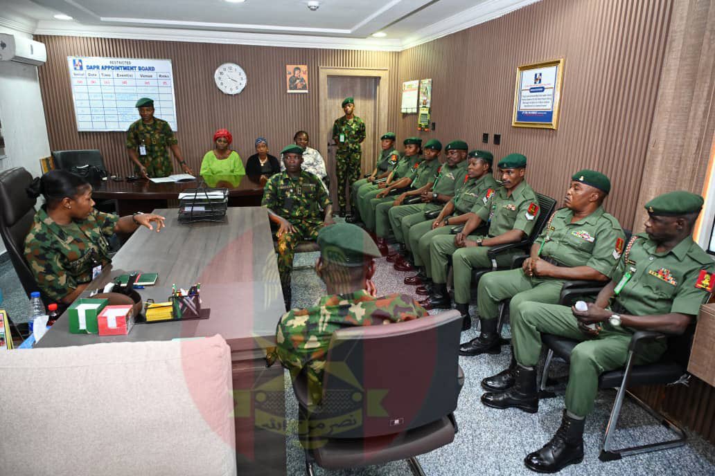 thecableng's tweet photo. Army promotes 28 brigadier generals, 77 colonels 

The Nigerian Army council has approved the promotion of 105 senior officers to the ranks of major general and brigadier general.

In a statement on Friday, Appolonia Anele, acting director army public relations, said the council approved the promotion on Thursday.

https://t.co/BqdNnht7xx