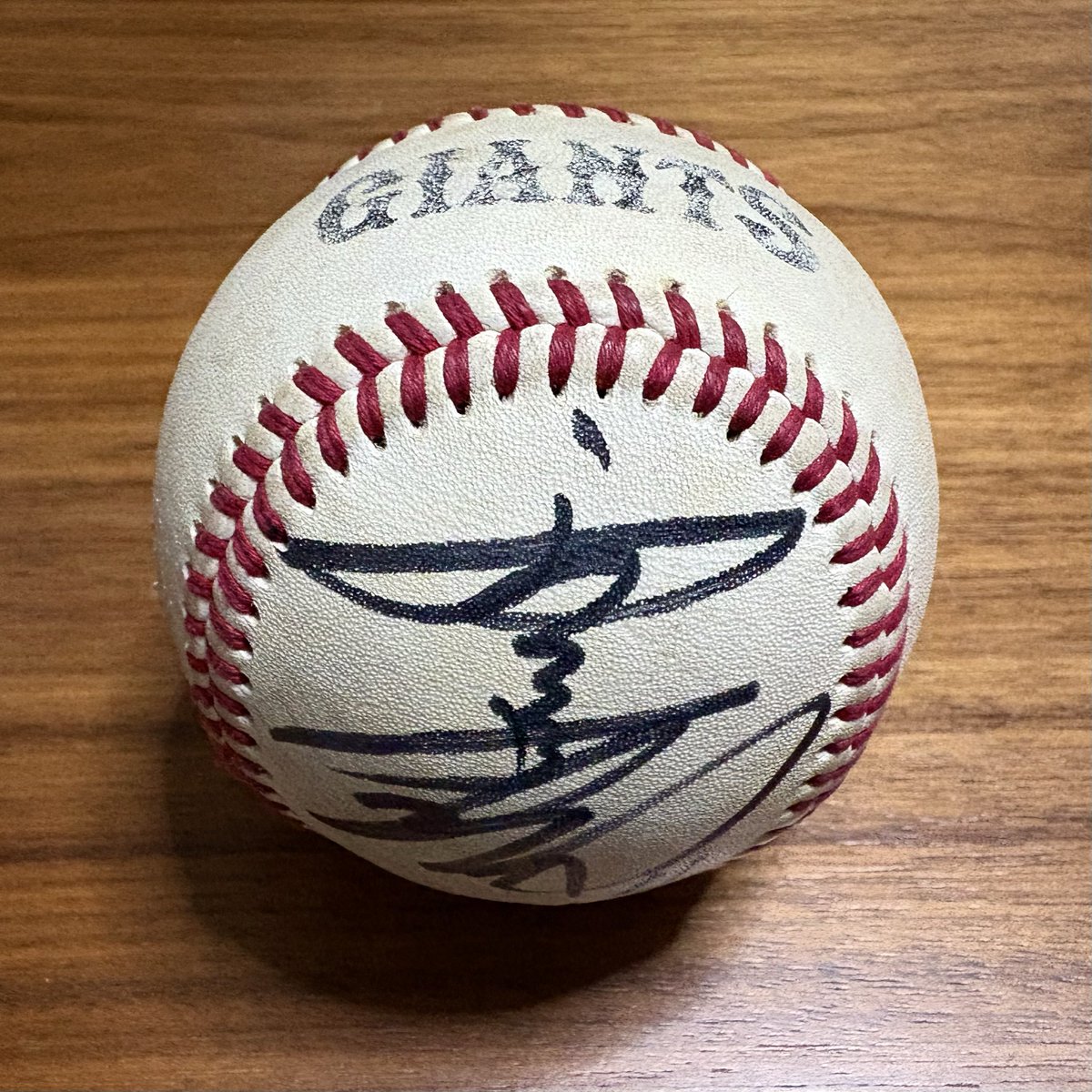 70名を超すお客様 S席最大3点、A席は2点のサインを確約でしたので今回