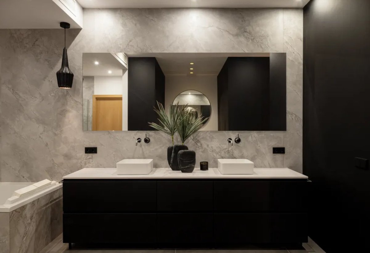 Where bold architecture meets Mediterranean magic ☀️✨

🗝️Eklund Stockholm New York | €3,400,000 | LuxuryRealEstate.com/4663651