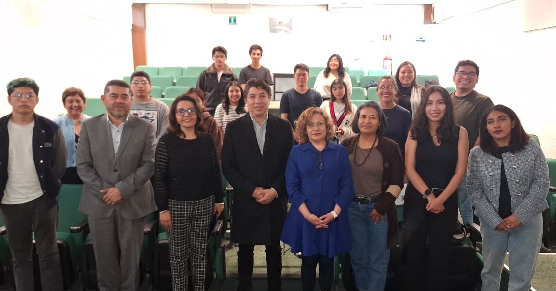 buap_fcc's tweet image. ✨ Gracias a todas y todos quienes participaron en el Seminario EMIT y su clausura.
💙 Gracias por su entusiasmo y compromiso. Este seminario fue un espacio de aprendizaje e innovación que fortalece nuestra comunidad universitaria.