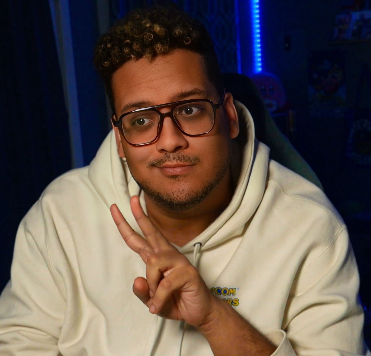 It’s Friday! WE ARE STILL PARTNER PUSHING!!

Come through and hang out! We reached 2.5K members in the community, which is WILD!! I’m so humbled!

Come say hi and let’s reach day 3 out of 6 today? 🥺

twitch.tv/ivymileena