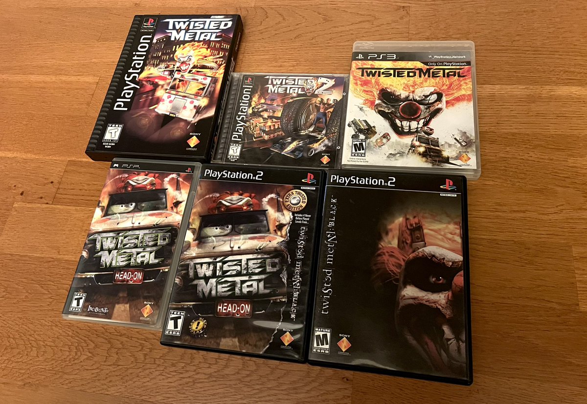 All the Twisted Metal games that matter.🤡🔥