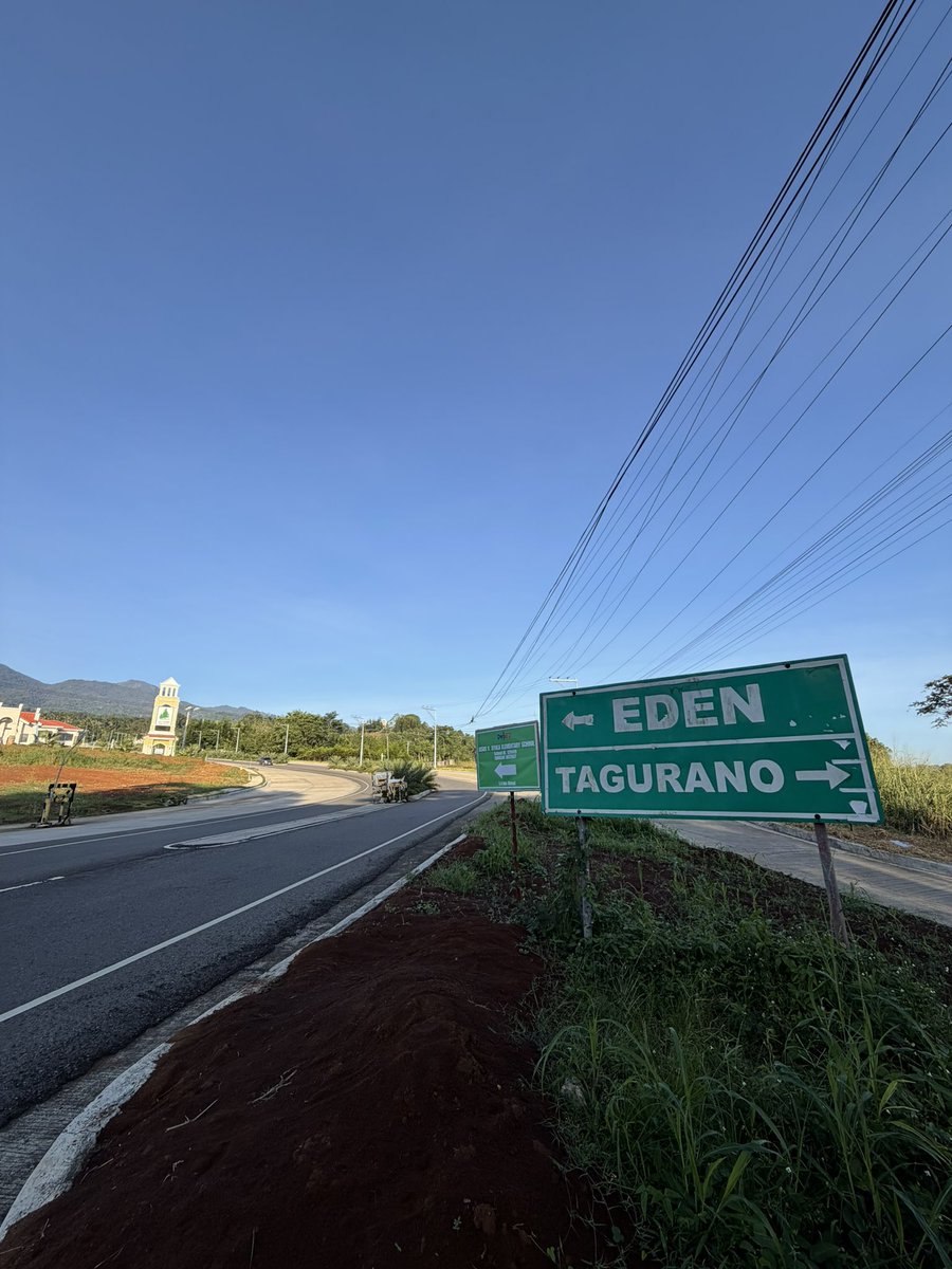 thomzzUp's tweet photo. Run 🏃 🏃 🏃 #DavaoCity #Davao #Zamboanga #ZamboangaCity https://t.co/t7pfjwSXQm