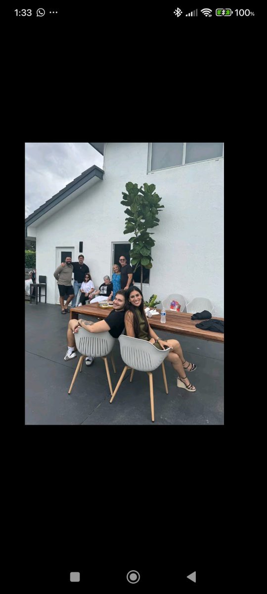 Via tiktok
junto a la familia
Barbara levy
Día de acción de gracias <a href="/willylevy29/">William Levy</a> 
#willevy #williamlevy #williamlevyworld